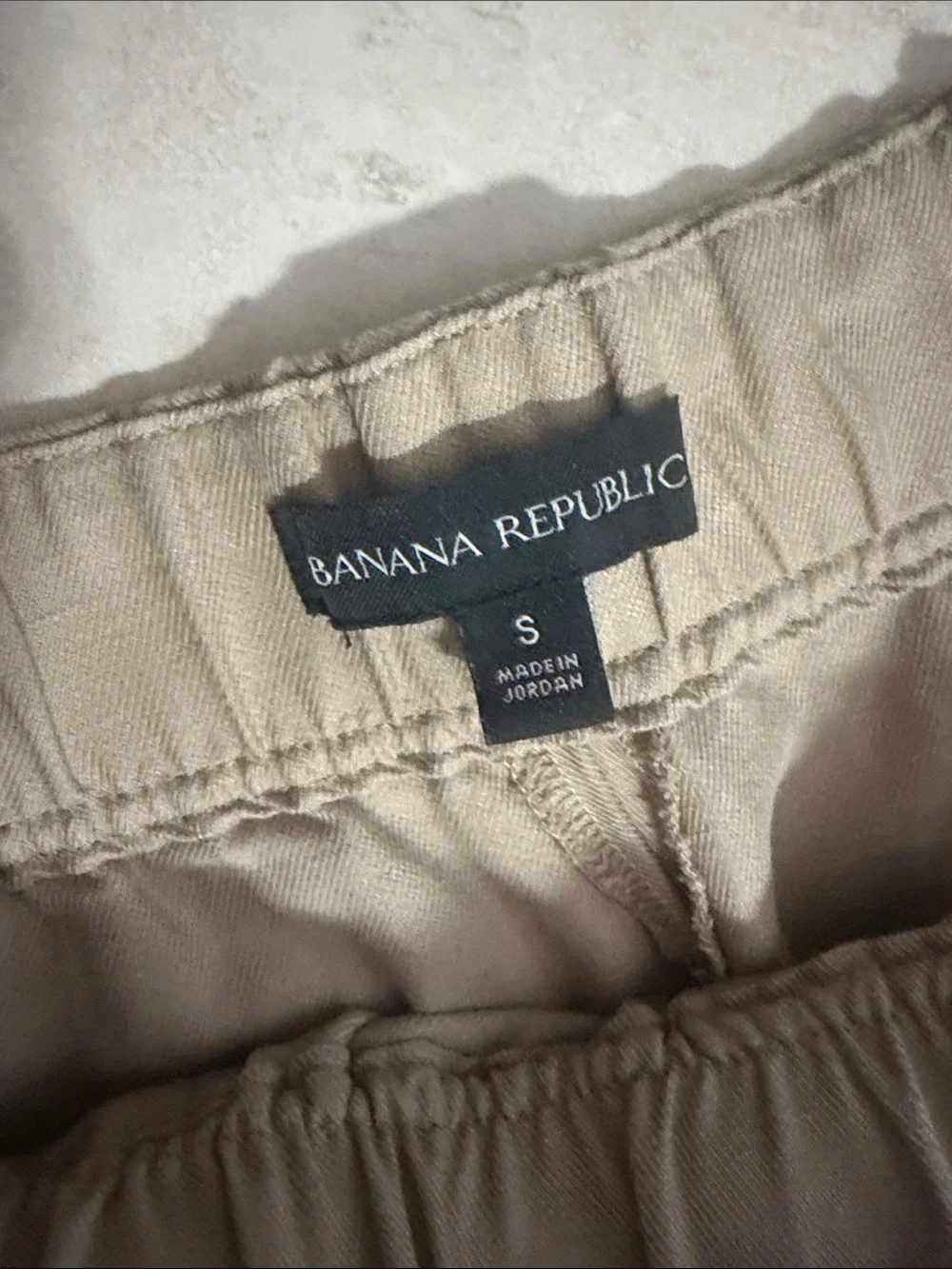 Banana Republic Women’s Pants in Light Brown - Picture 4 of 8